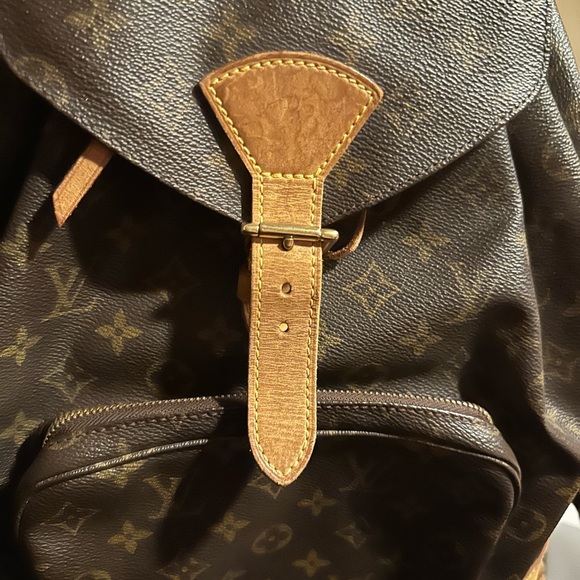 Louis Vuitton Montouris gm back pack - Picture 6 of 6